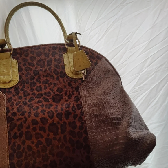 Mito Milan Overnight Bag EUC ❤️ - Picture 8 of 17